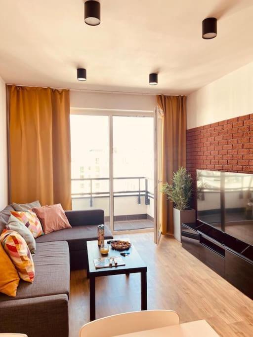 Spacious,Stylish And Comfortable 2 Room Apartment With Million Dollar View Warsaw Exterior photo